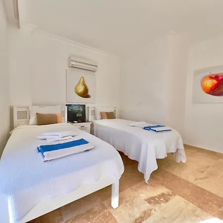 A Luxurious Sea View Within Walking Distance To Town In Kalkan Kalamar