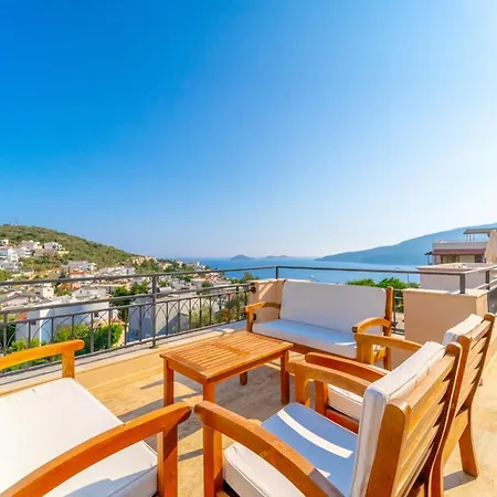 A Luxurious Sea View Within Walking Distance To Town In Kalkan Kalamar *