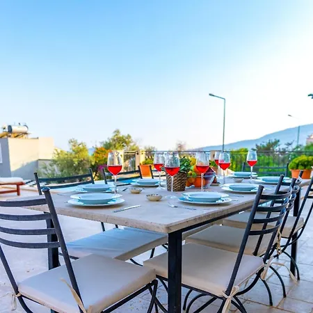 A Luxurious Sea View Within Walking Distance To Town In Kalkan Kalamar *