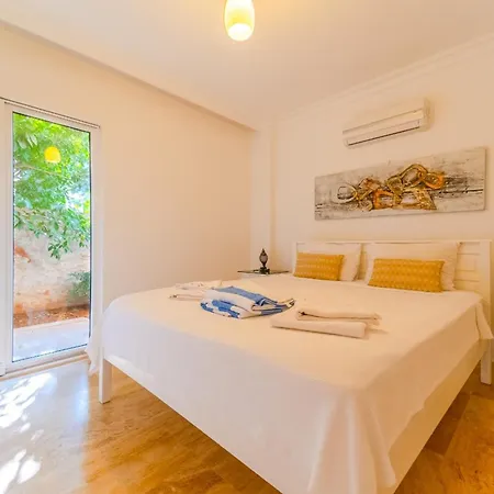 A Luxurious Sea View Within Walking Distance To Town In Kalkan Kalamar *